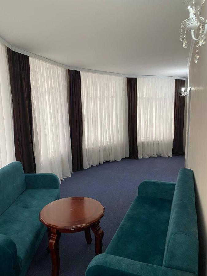 Atyraū Comfortplace מראה חיצוני תמונה